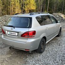 Toyota Avensis Verso 2.0 MT, 2002, 330 510 км, с пробегом, цена 670 000 руб.