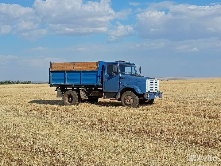 Зерно песок щебень
