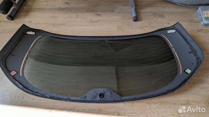 Стекло заднее subaru levorg