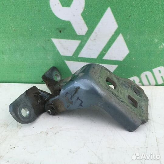 Петля двери передней правой верхняя Форд Торнео