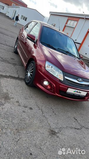 LADA Granta 1.6 МТ, 2017, 100 000 км