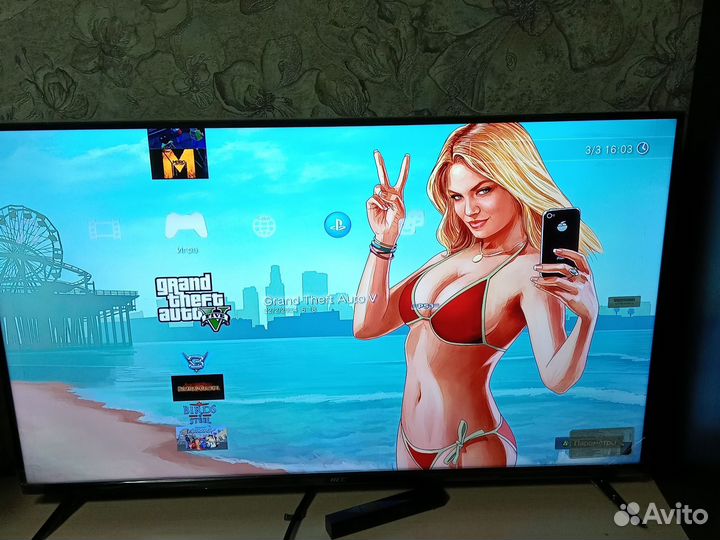 Sony PS3 super slim(500гб) + игры и геймпад