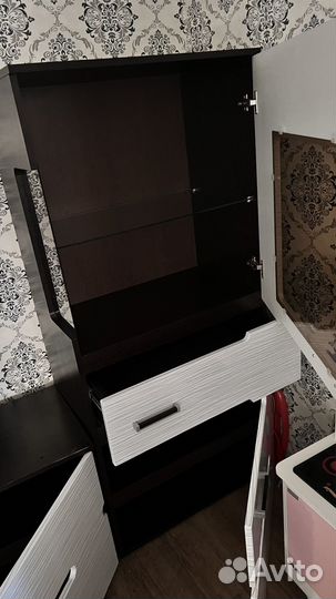 Стенка в гостиную