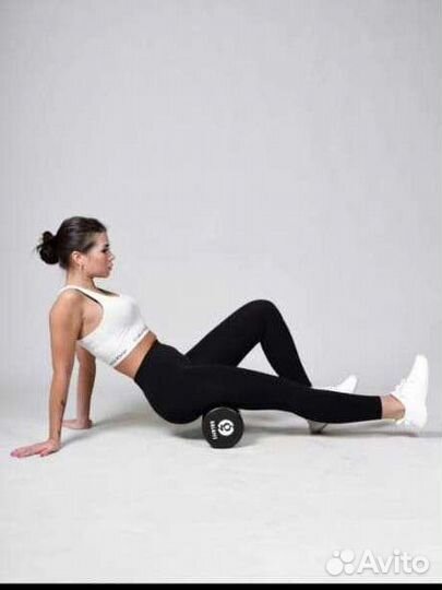 Валик для спины 90 см. Ролик массажный для йоги