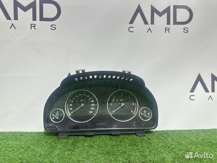 Щиток приборов (спидометр) BMW F15