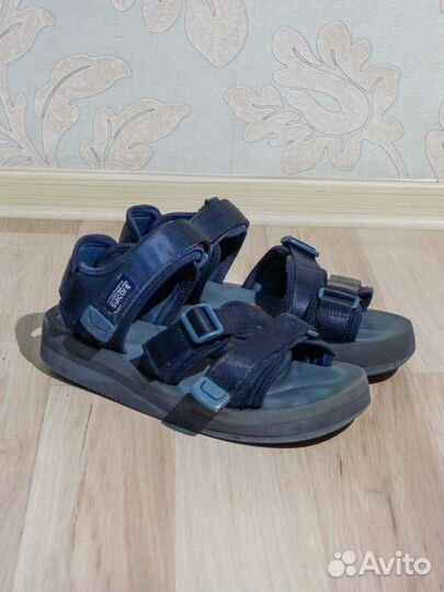 Сандали Suicoke