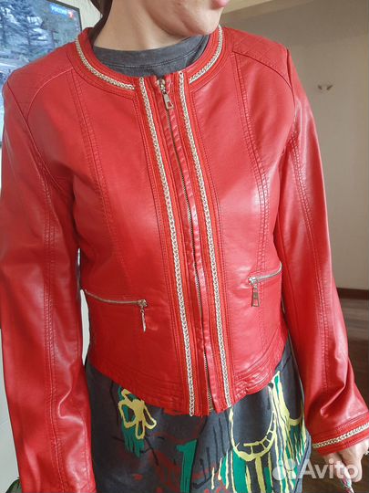 Куртка женская