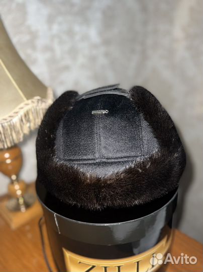 Мужская шапка с мехом Zilli