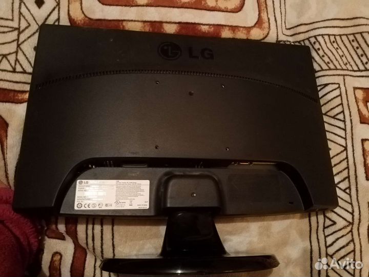 Продается монитор LG нерабочий