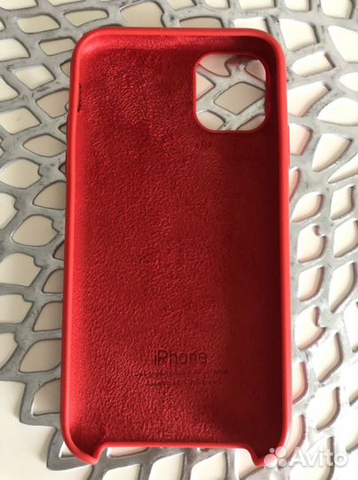 Чехол на iPhone 11