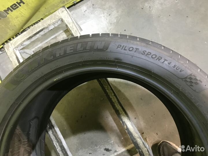 Michelin Pilot Sport 4 295/40 R21