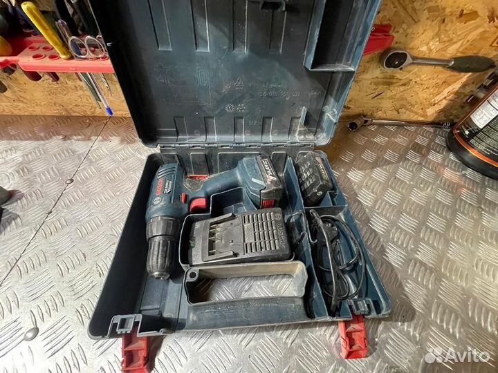 Продам шуруповерт Bosch 14v