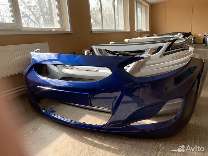 Бампер передний Hyundai Solaris Синий WGM