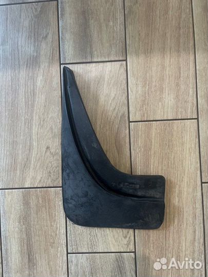 Брызговик задний левый Opel Astra J Gtc С 2009