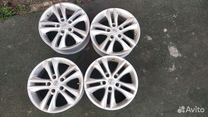 Оригинальные литые диски Ниссан жук комплект