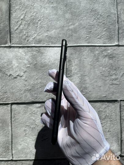 iPhone 11 черный корпус