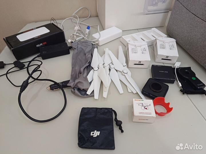 Квадрокоптер dji phantom 4 pro plus