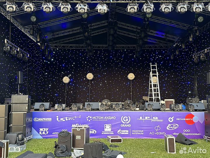 Аренда светового оборудования, звук, сцена, экран