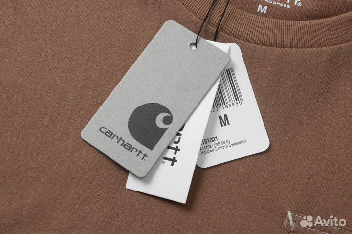 Коричневая футболка Carhartt. Кармашек на груди