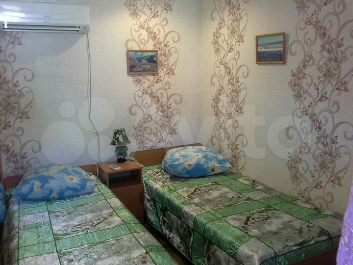 Комната 10 м² в 1-к., 1/2 эт.