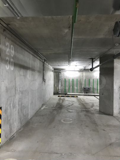 Машиноместо, 30 м²