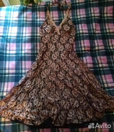 Платье вечернее