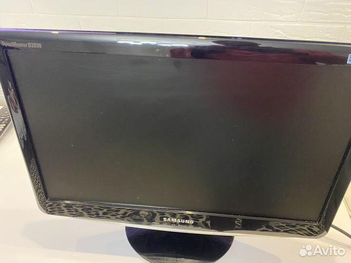 Монитор Samsung SyncMaster B2030 20