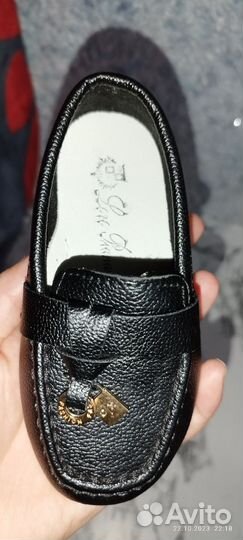 Детская обувь новые