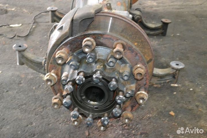 Ступица ведущего моста дисковые тормоза, левая MAN