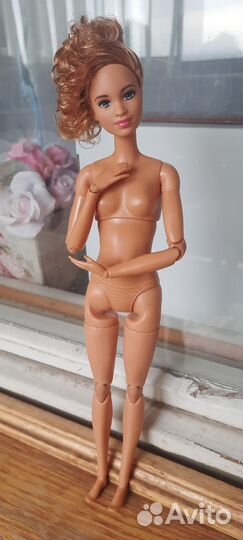 Барби, безграничные движения