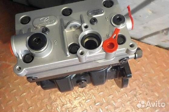 Компрессор воздушный Volvo FH FM FMX 0106081