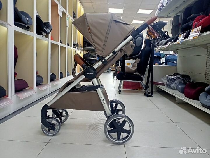 Коляска прогулочная Luxmom Libra Silver Beige