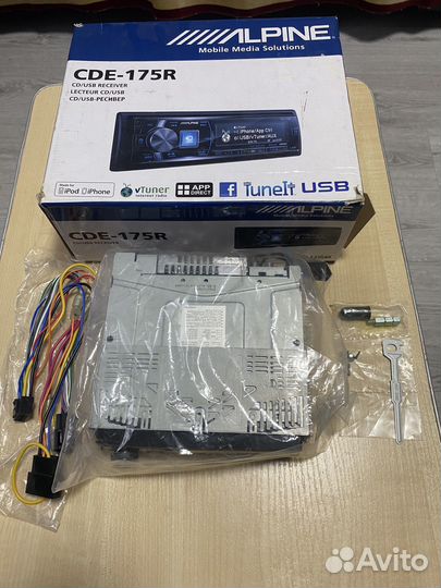 Магнитола alpine