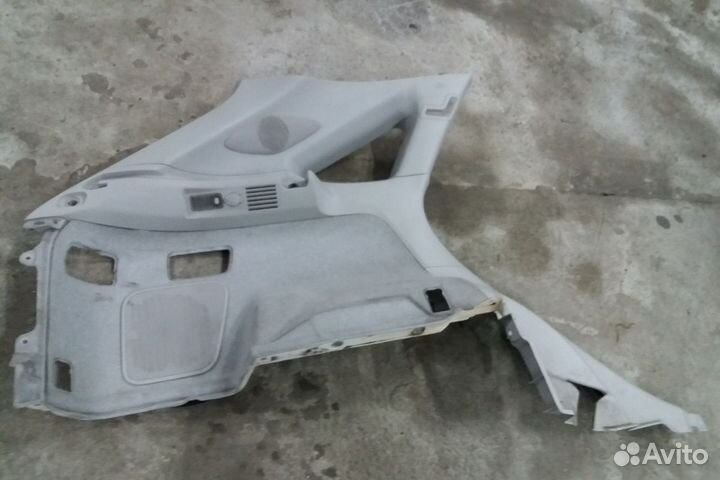 Обшивка багажника левая Lexus RX 350 2009-2015г