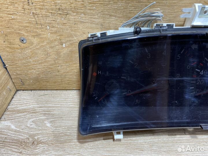 Панель приборов Toyota Corolla E12 дизель 1121181