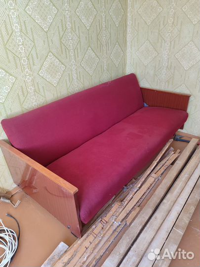 Отдам бесплатно мебель бу