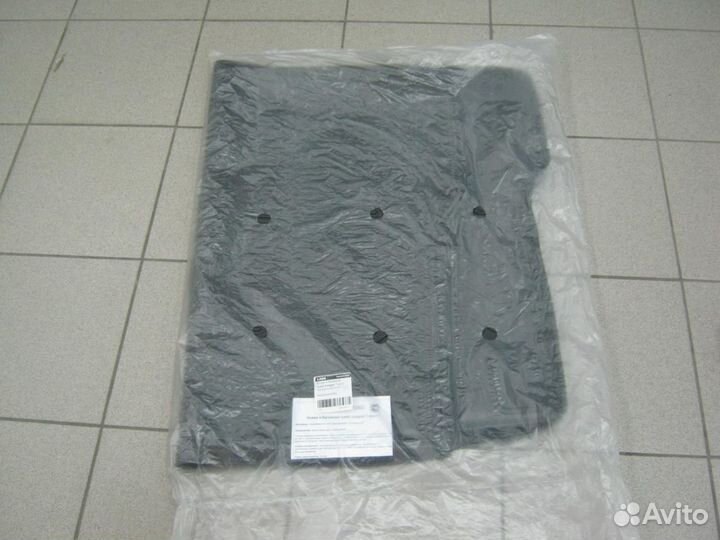 99999902273282 - Коврик багажника Largus 7 мест