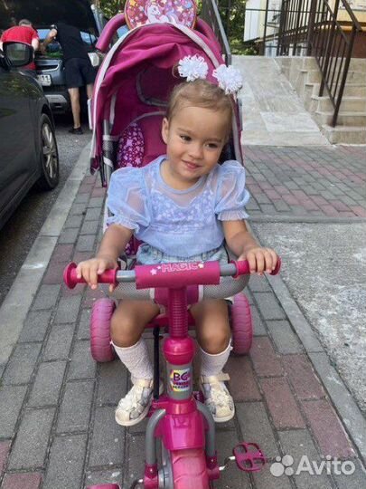 Детский велосипед с ручкой