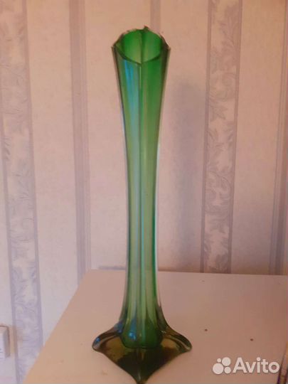 Вазы цветное стекло