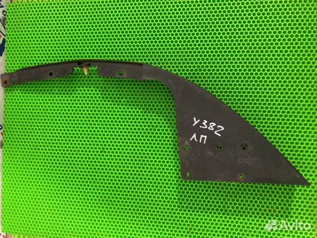 Спойлер (юбка) бампера передний левый Nissan