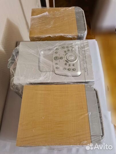 Музыкальный центр thomson