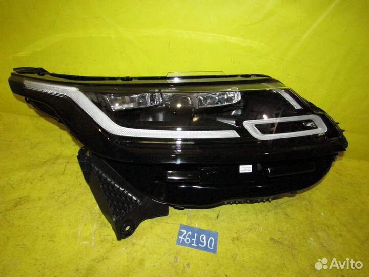 Фара правая Range Rover Velar 17-20г 76190