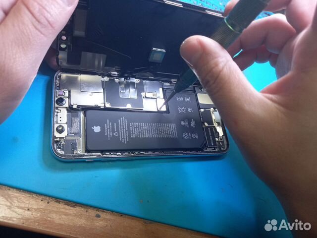 Ремонт телефонов, iPhone ноутбуков и план