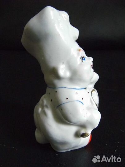 Солонка Поварёнок. Фарфор. Городница. 50-е годы