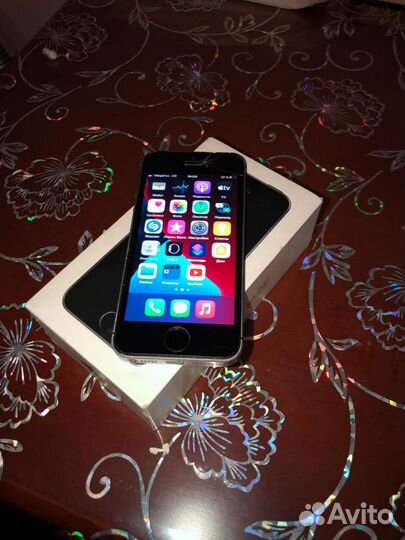 iPhone 5se 32gb