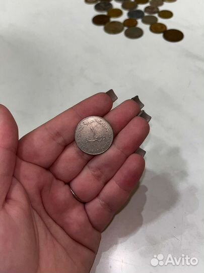 Юбилейные монеты