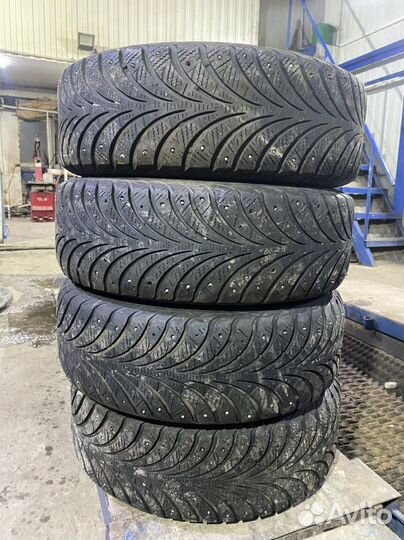 Sava Eskimo Stud 195/60 R15 88B