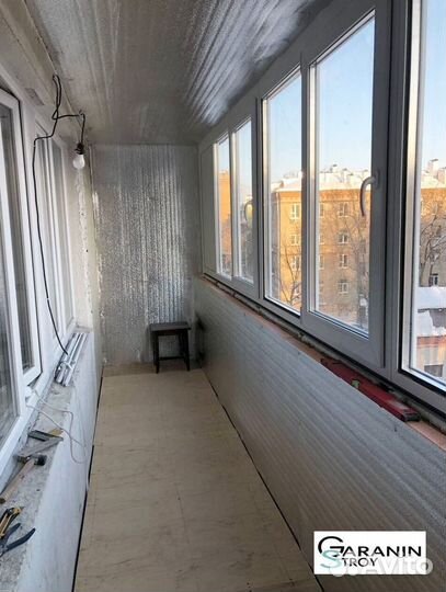 Остекление балконов с установкой