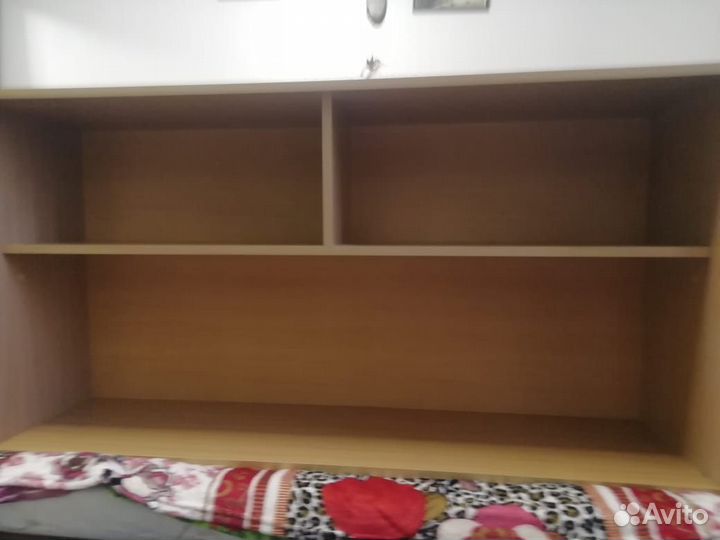 Полка / стеллаж / тумба