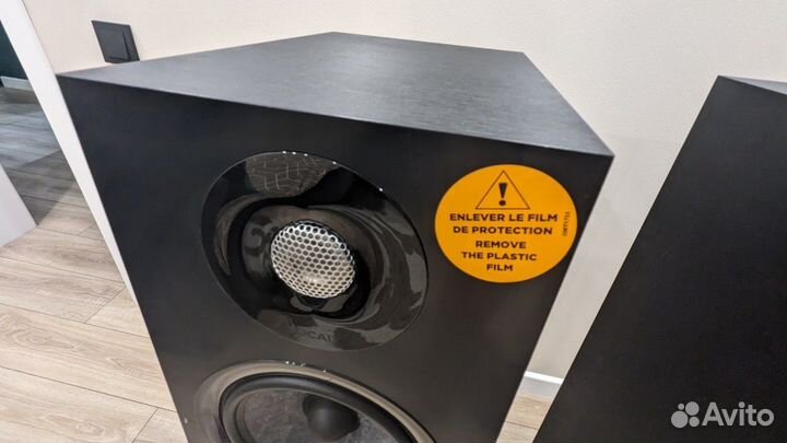 Напольная акустика Focal Chora 826